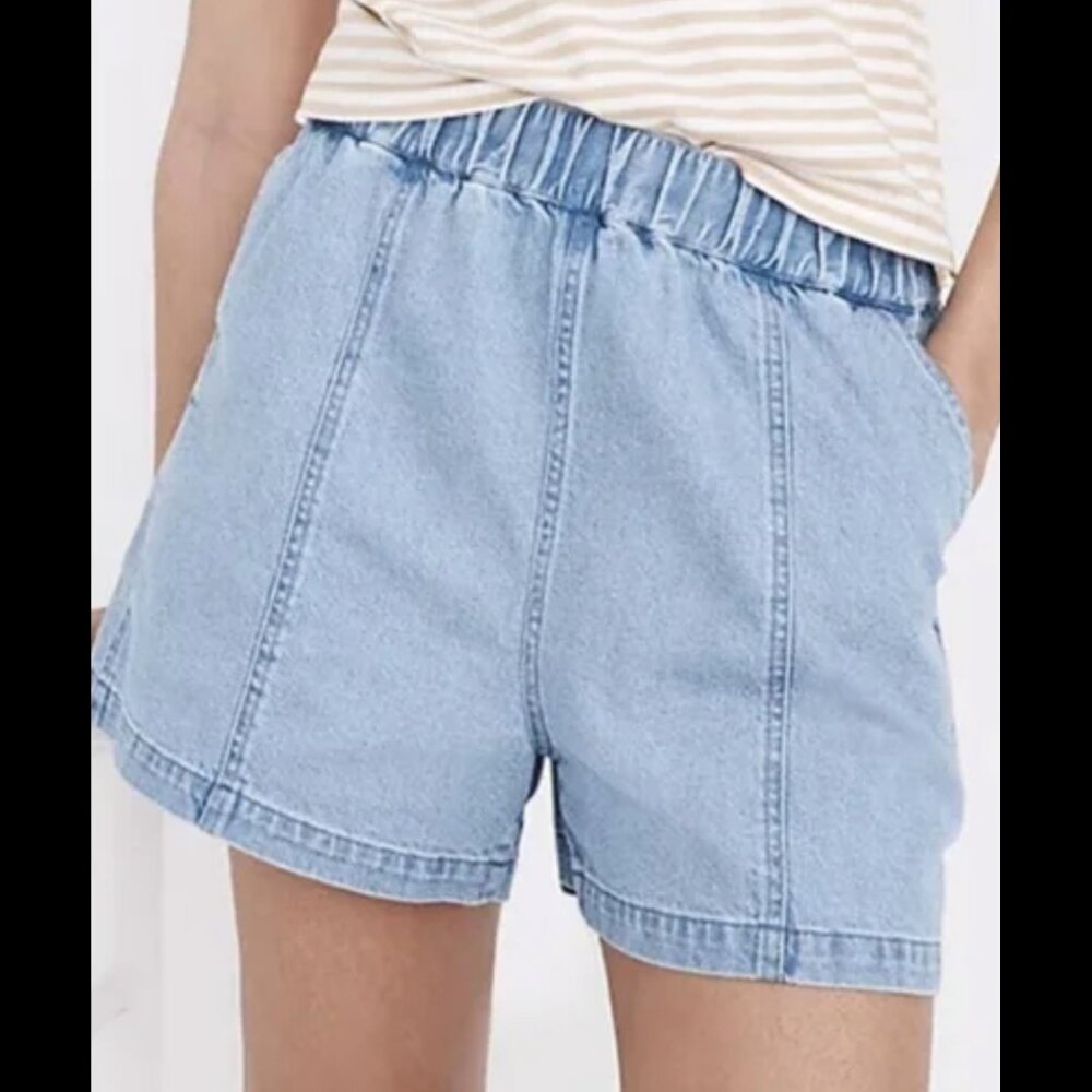 Madewell pull-on denim shorts in Rathmore wash roomy pockets S